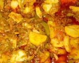 A picture of step 3 of Shimla mirchi aor allu.
