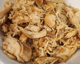 A picture of step 2 of Artichoke Chicken Pasta.