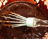 Foto langkah ke 4 dari resep Triple Chocolate Fudgy Brownies.