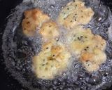 Foto langkah ke 4 dari resep Limpang Limpung Pisang Roti Tawar.