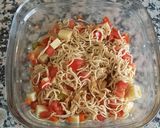 Foto del paso 3 de la receta: Ensalada de noodles con vegetales, gruyere y salsa teriyaki