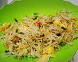 Foto langkah ke 5 dari resep Tumis tauge telur.