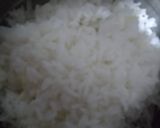 A picture of step 1 of Burnt garlic fried rice.