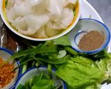 รูปขั้นตอนการทำที่ 1 ของ เส้นใหญ่ต้มยำตีนไก่