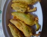 ભરેલા મરચા ના ભજીયા (Bharela Marcha Bhajiya Recipe In Gujarati) રેસીપી સ્ટેપ4ફોટો