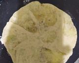 A picture of step 3 of Aloo Paratha.