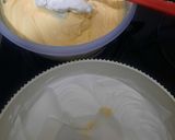Foto langkah ke 2 dari resep Strawberry No Bake Cheesecake.