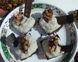 A picture of step 8 of Walnut phirni in chocolate square.