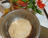 Foto langkah ke 3 dari resep Adonan Dasar Roti Tanpa Ulen dengan Minyak.