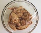Foto langkah ke 1 dari resep Honey sesame Chicken Wings.