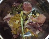 Foto langkah ke 3 dari resep Ayam Goreng Bumbu Kuning!.