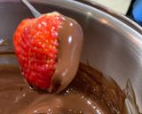 Foto do passo 2 de Fondue de chocolate com morango