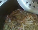 صورة لخطوة 2 من وصفة البصل المقلي والمحمّر