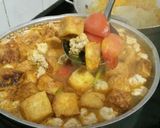 A picture of step 11 of Bún Riêu Cua Ốc Mọc for the Weekend.