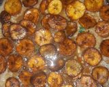A picture of step 3 of Plantain frittata.