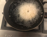 Foto del paso 4 de la receta: Manzanas fritas con canela