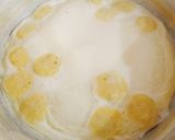A picture of step 5 of Laziza Rass Malai 😋😋.
