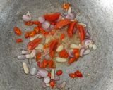 Foto langkah ke 2 dari resep Tumis Telur dan Sawi Putih.