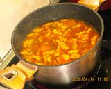 Tavaszi gombaleves recept fázis 2 fotója