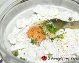 Φωτογραφία βήματος 1 της συνταγής Η πιο εύκολη τυρόπιτα