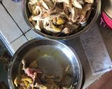 A picture of step 1 of Ohn No Khauk Swe / Burmese Laksa.