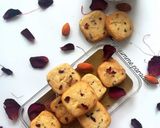 ओट्स रोज़ एंड रोस्टेड बादाम कुकीज़ (Oats Rose And Roasted Almond Cookies Recipe In Hindi) रेसिपी चरण 10 फोटो