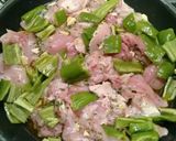 Foto del paso 1 de la receta: Pollo con pimientos verdes