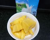 Hình bước làm 1 của món Sinh tố xoài trân châu bột báng