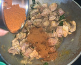 செட்டிநாடு சிக்கன் வறுவல்(Chettinadu chicken varuval recipe in tamil) ரெசிபி ஸ்டேப் 4 புகைப்படம்