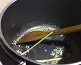 Foto langkah ke 2 dari resep 262. Nasi Tumpeng (Nasi Kuning Harum Gurih) #MasakSekeluarga.