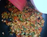 A picture of step 3 of Masala Oats Mumbai Pav bhaji style.