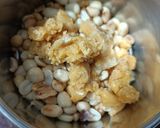 A picture of step 5 of Peanut Laddoo.