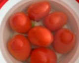 A picture of step 1 of Rosted bell peppers tomatoes and cottage cheese.