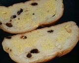Foto langkah ke 2 dari resep Sarapan Guyanese Toast.