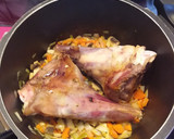 Foto del paso 3 de la receta: Codillo de cordero en salsa