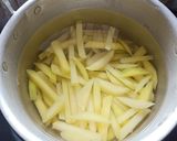 Foto langkah ke 2 dari resep Kentang Goreng.