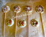 A picture of step 6 of Chocolate Fruit 'n Nut Bites & Chocolate lollipop (2 recipes).