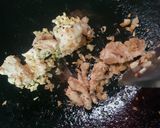 รูปขั้นตอนการทำที่ 1 ของ เส้นบุกไก่ผัดผักโขมครีมสด
