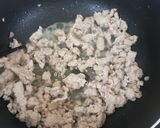 A picture of step 3 of Stir-Fried Napa Cabbage, Green Beans, and Bell Pepper with Lean Pork.