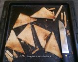 A picture of step 1 of Crunchy club sandwich.