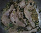 Foto del paso 1 de la receta: Pollo negro en ensalada