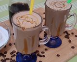 Φωτογραφία βήματος 3 της συνταγής Smoothie με καφέ και καραμέλα