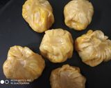 आलू मोमोज (Aloo Momos recipe in hindi) रेसिपी चरण 3 फोटो