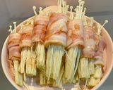 Hình bước làm 2 của món Thịt ba chỉ cuộn kim châm nướng