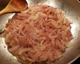 A picture of step 1 of Melty Onion Toasts.