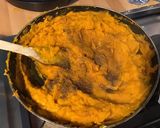 Une image de l'étape 13 de Citrouille joyeuse (purée de courge delica moretti,pommes de terre,lard,emmental,persil).