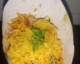 A picture of step 4 of Chatpati Bhel.