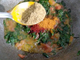 મેજિક મસાલા પાલક (Magic Masala Palak Recipe In Gujarati)