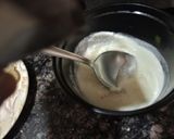 A picture of step 1 of Banana raita.