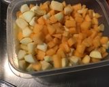 Une image de l'étape 9 de Salade de melon et banane aux fruits du jardin.